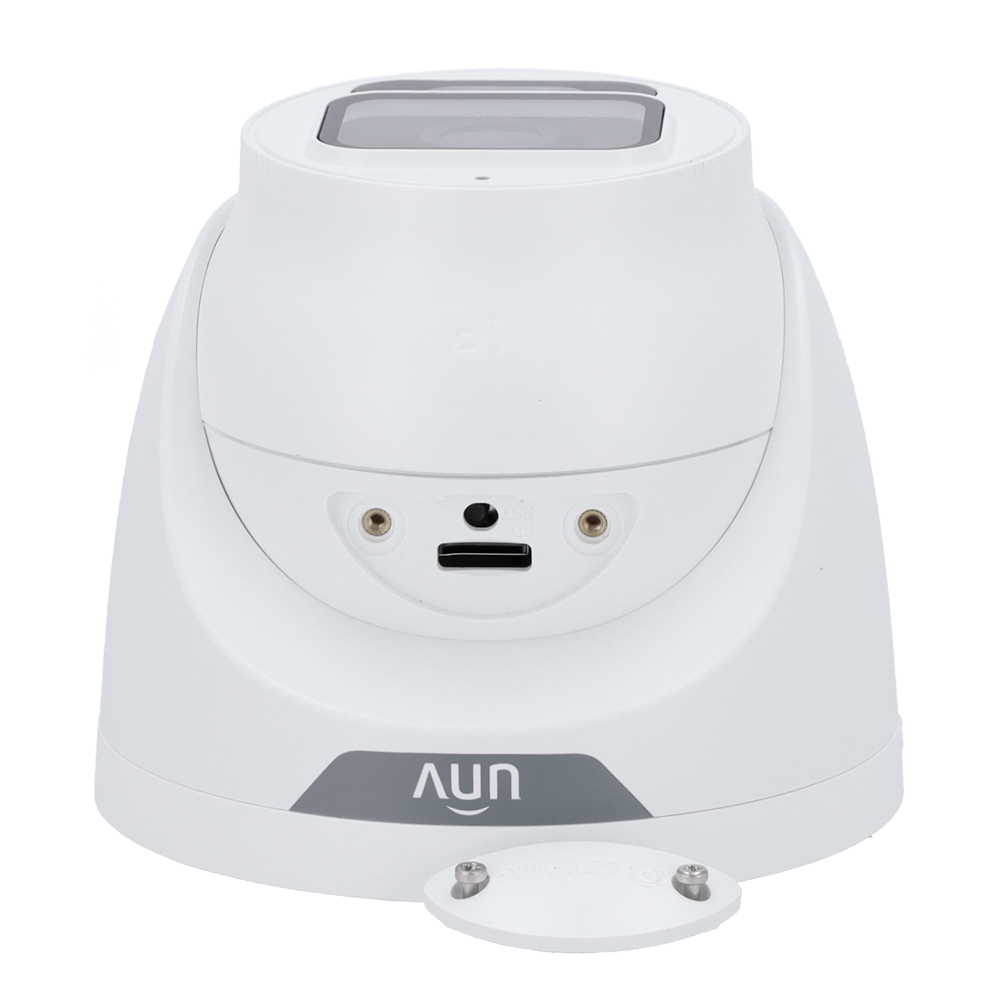 Caméra IP 4 Megapixel Gamme Prime Objectif 2.8 mm / WDR / carte microSD Led lumière blanche 30m ColorHunter, image couleur 24/7 Interface WEB, CMS, Smartphone et NVR Imperméabilité IP67